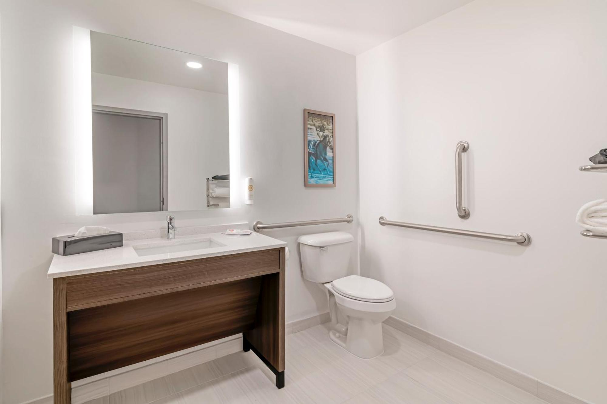 Hotel Comfort & 3*